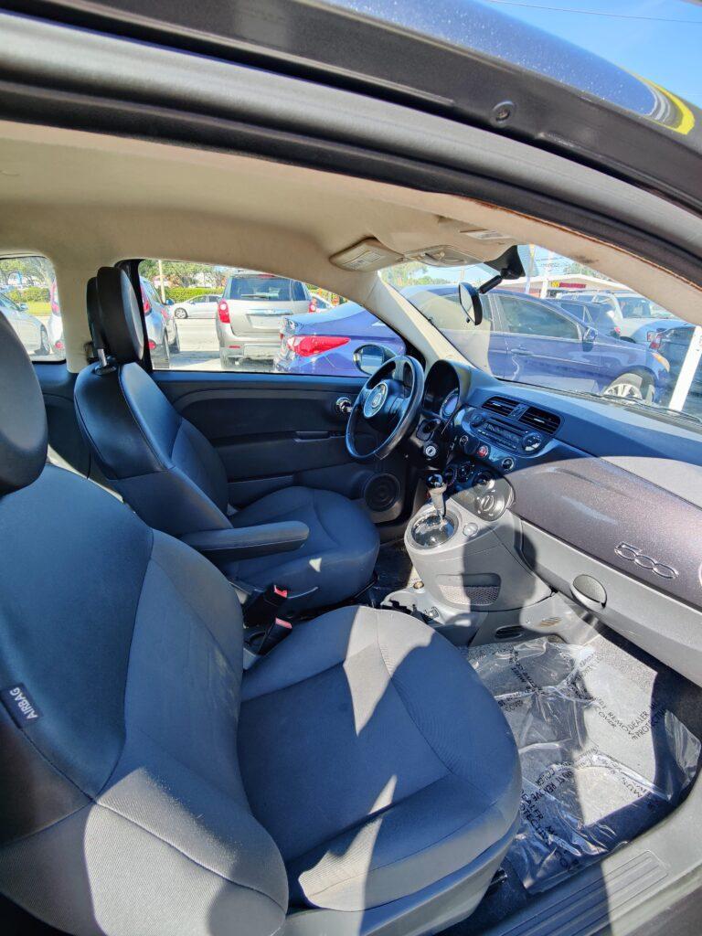 Fiat 500 Interior