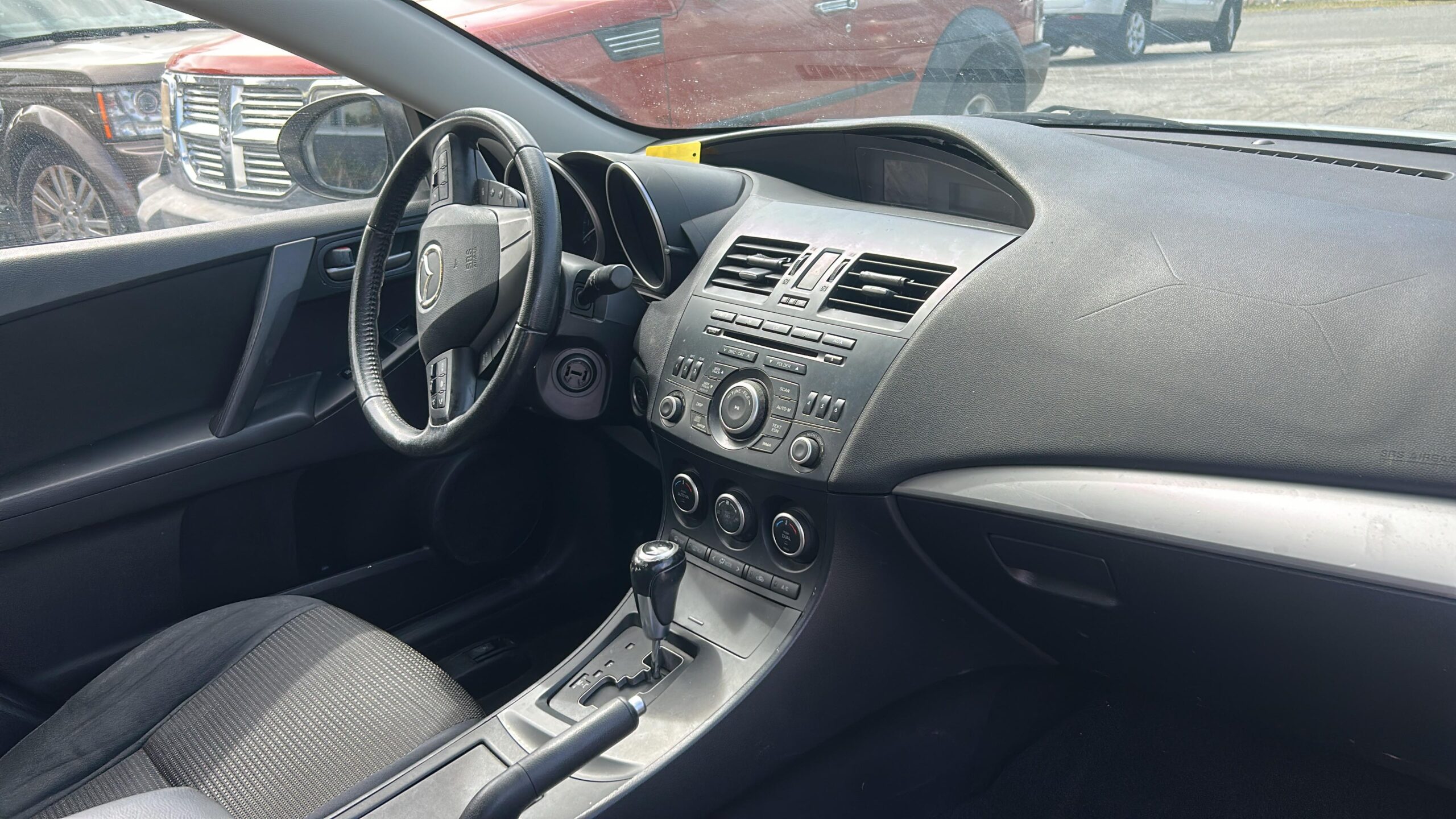 Mazda 3 2013 Interior